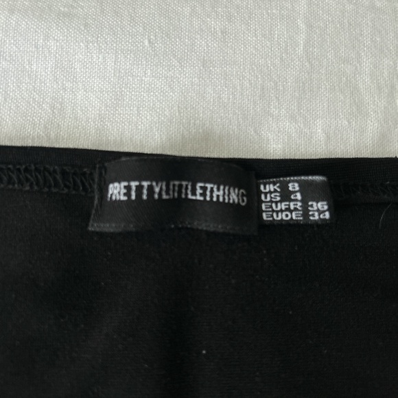 PrettyLittleThing Off Shoulder Twist Blouse - Picture 2 of 2